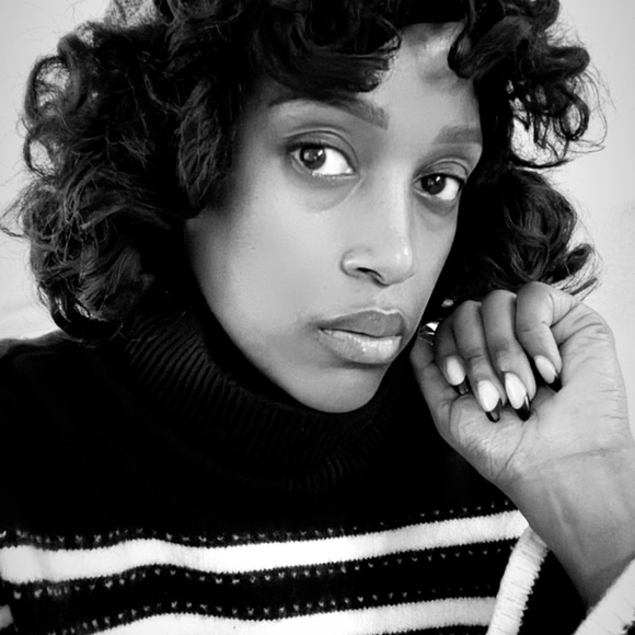 Meet your Posher, Ngaa - Picture 3 of 6